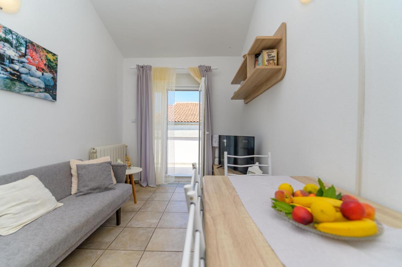 Danica Apartment Mali Losinj Bagian luar foto